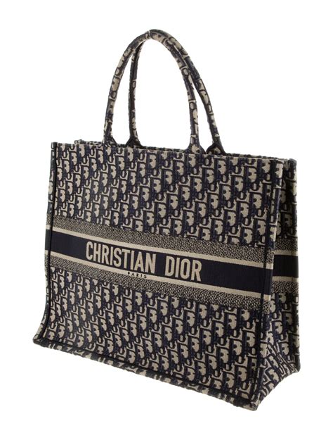 christian dior taschen online shop|Christian Dior online store.